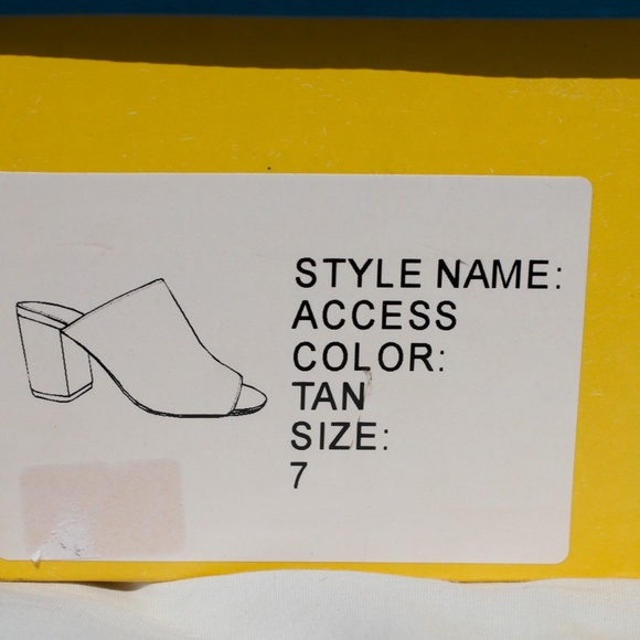 Sbicca Access Corduroy Heels - Picture 7 of 8